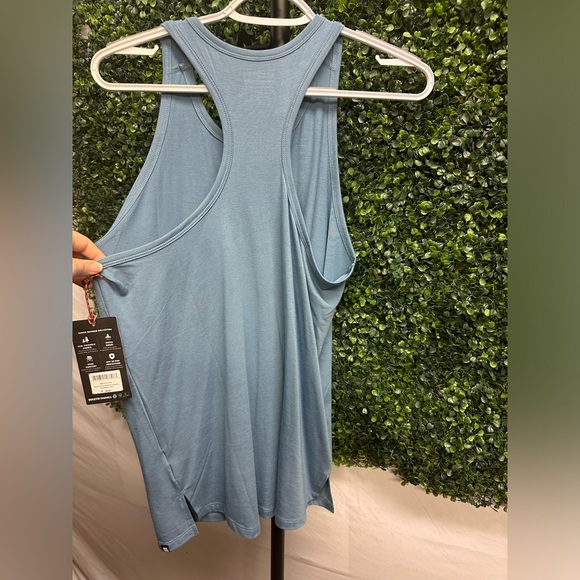 (B44)NWT Alaskan Hardgear | Razor back tank - Picture 4 of 4